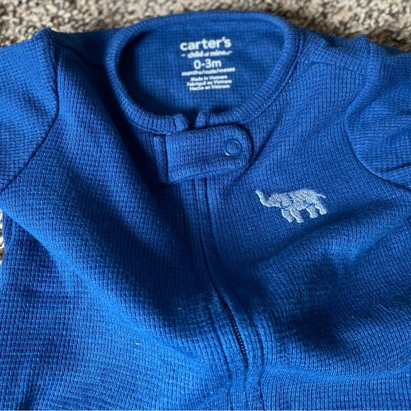 Carters 0-3 month onesie - Picture 2 of 2
